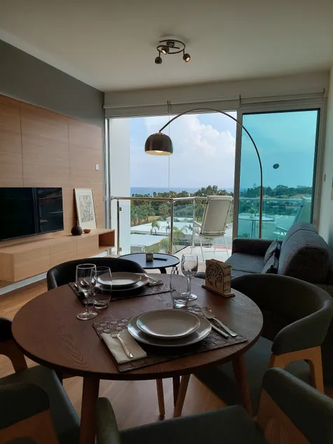 Milepost vacations beachfront, seaview apartment - Image 1