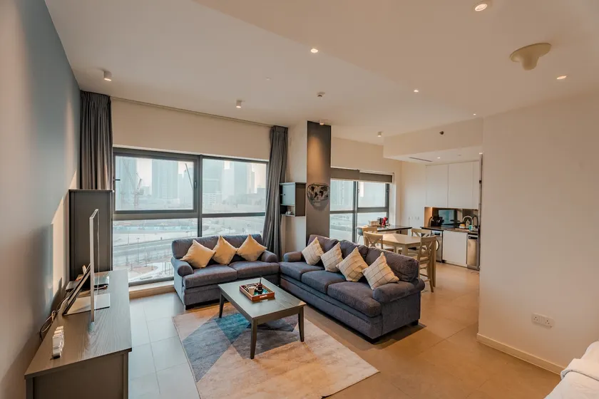 Enjoy Scenic 1BR with BeachAccess Parking at Pixel504 - Image 1