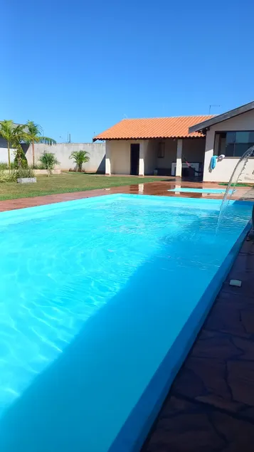 House with a pool in Arapongas - Image 1