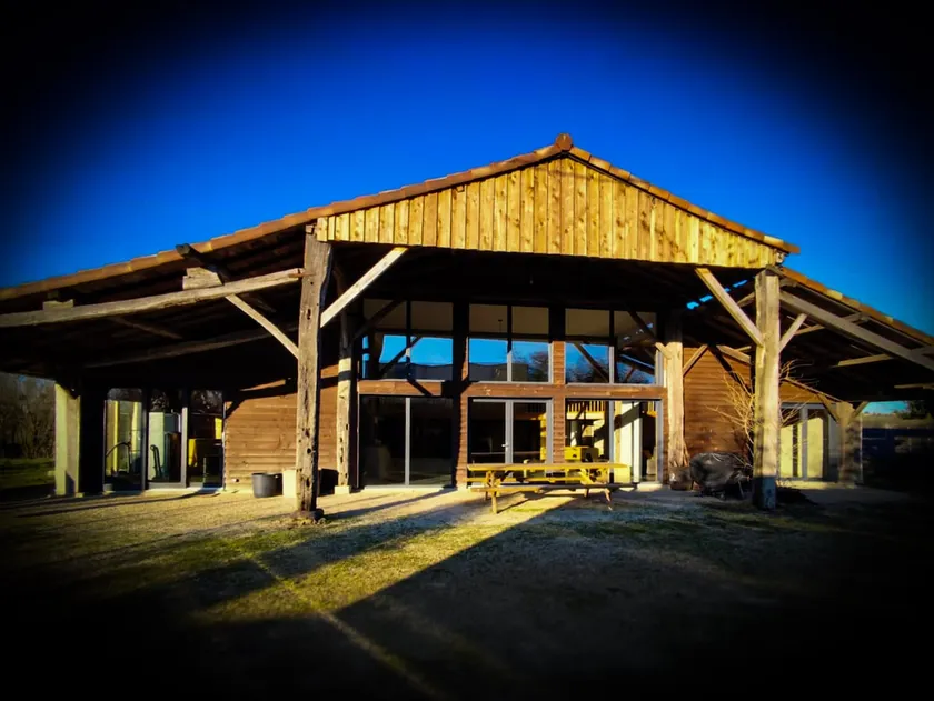 Large cozy cottage for 14 people near Puy du Fou - Image 1