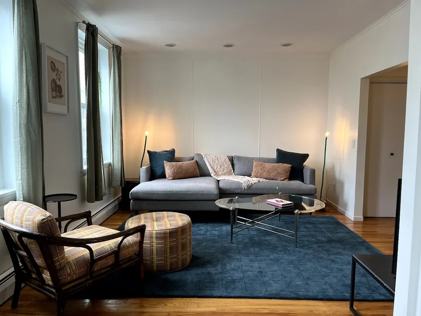 Bright & Airy 2-Bedroom on Catskill's Main Street - Image 1