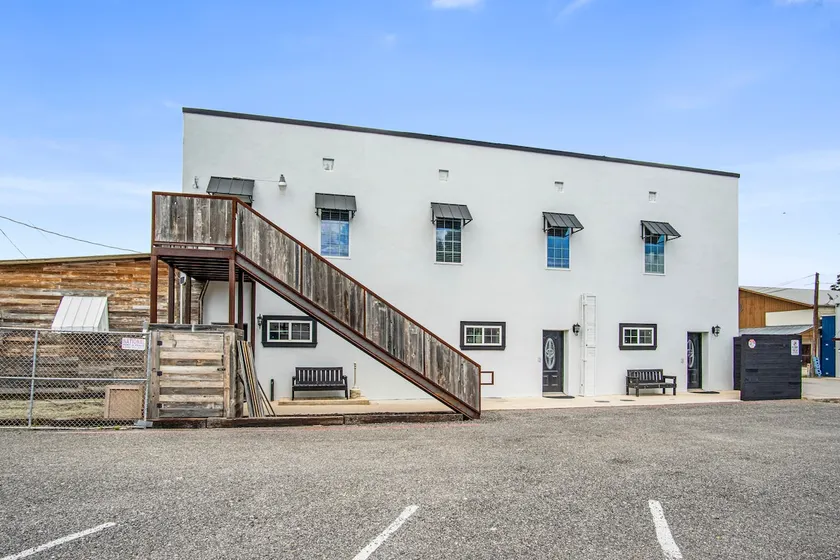 Salt Block - The Rustic 1 | Cozy 2BR in Bandera - Image 1