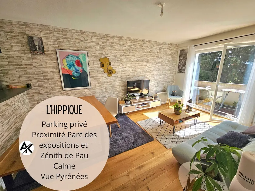 L'Hippique - Parking - Pyrenees View - Balcony - Image 1