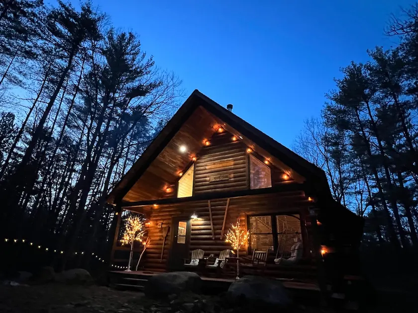 Rustic Creek Cabin in ADK/Whiteface w Hot Tub - Image 1
