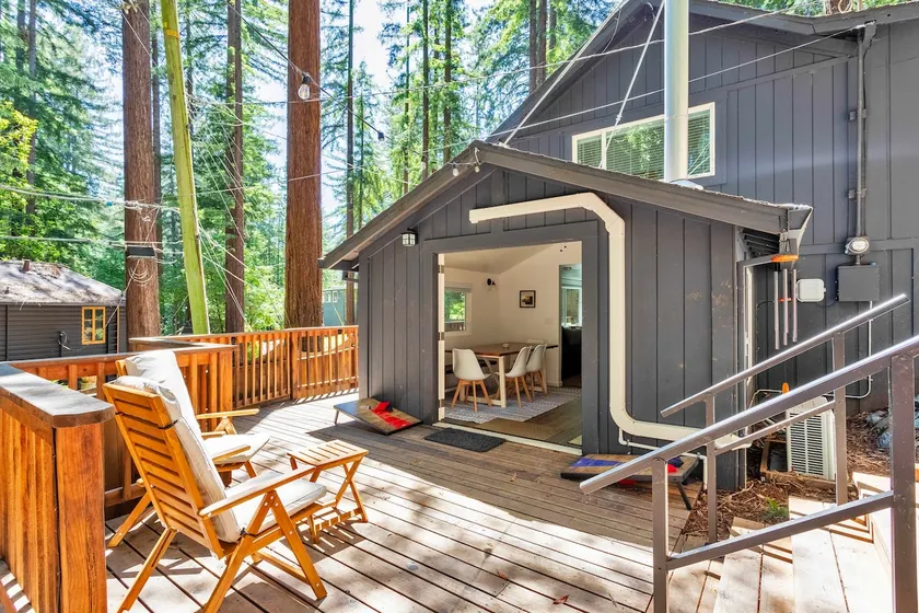 Redwood Retreat near Russian River w/ deck - Image 1