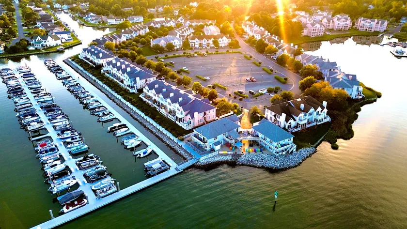 OceanPinesFamilyBeachRetreat~JettdTub~KingBed~Golf - Image 1