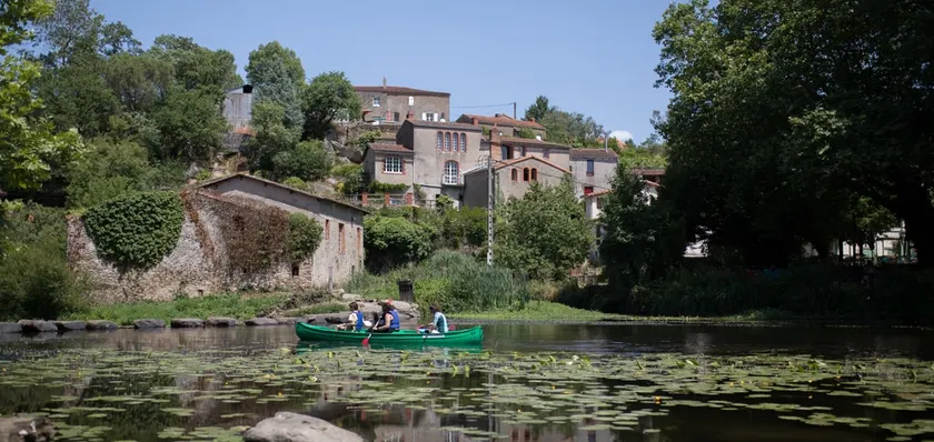 Gite in Clisson Moulin de Gervaux on the banks of the Sèvre - Image 1