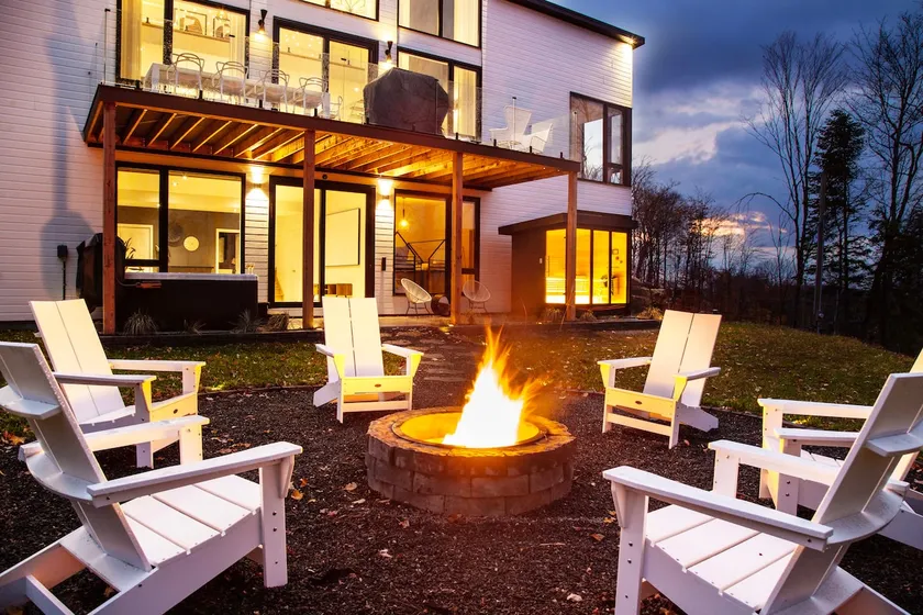 Chalet Peak -Hot Tub-Sauna/Sleeps 14-Tremblant - Image 1