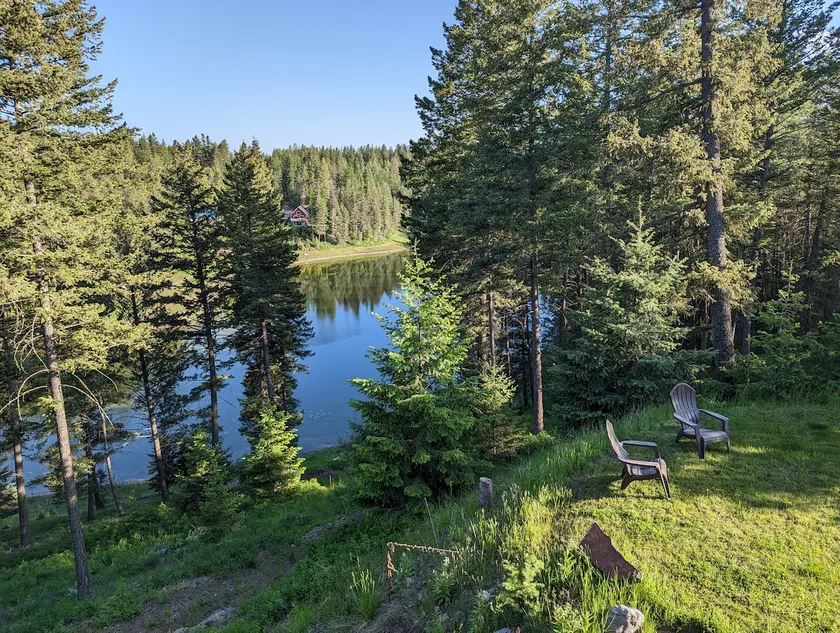 Glacier Lakeview Haven - Image 1