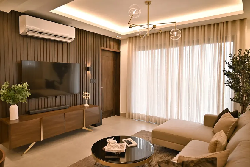 Pool & Gym | 2 Bedrooms | La Esmeralda - Image 1