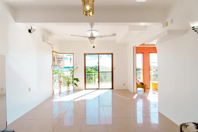 [135 m²/1453 sq ft private rental with a panoramic view of the night view of Okinawa City and the sea] With a rooftop and balcony - Image 1