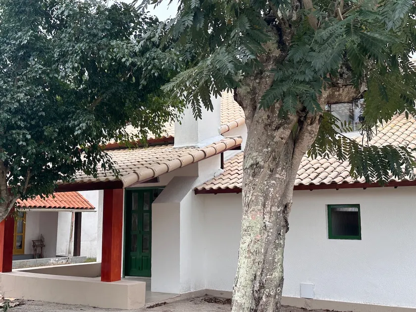 Casa praia 4Q + ar, entre Praia Seca/Arraial - Image 1