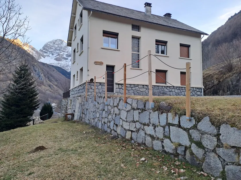 4 bedrooms apartment - Image 1