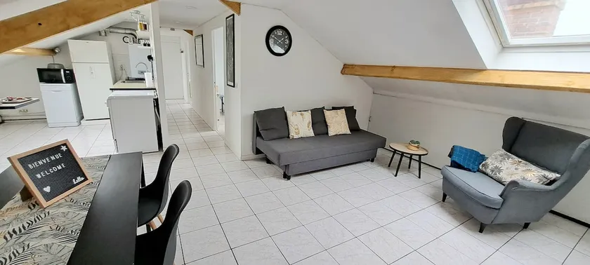 L'Escale under the rooftops • Two-bedroom apartment near Paris & Orly - Image 1