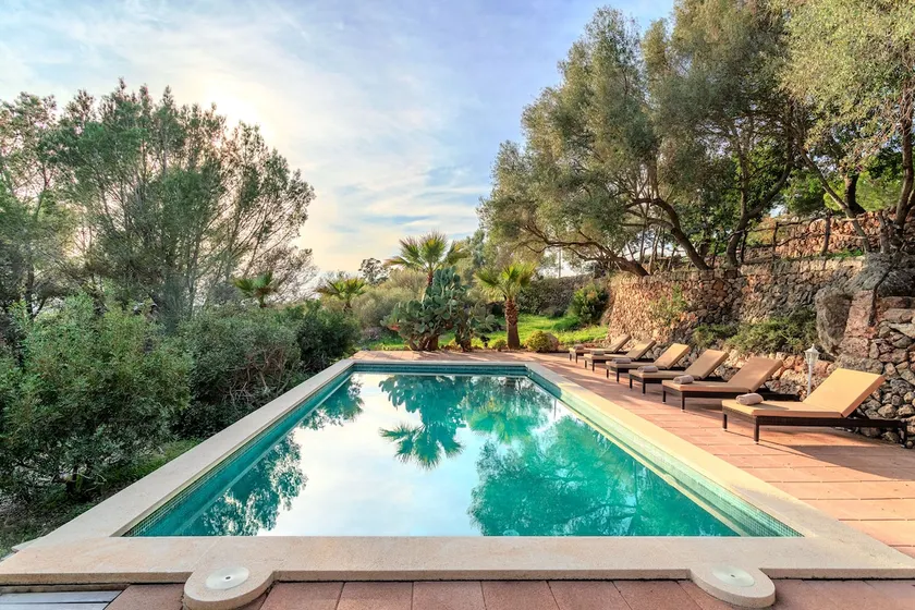 Rustic country house with pool near Santa Maria - Image 1