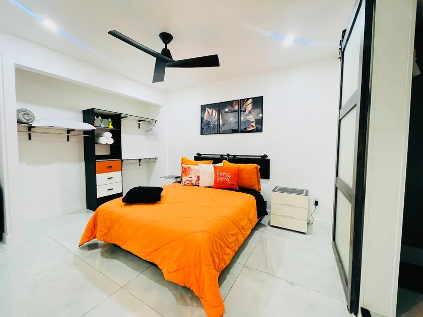 Cozy apt in Lehigh acres with laundry - Image 1
