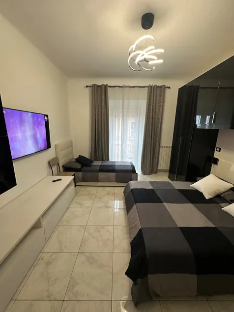 Isola apartment - Image 1