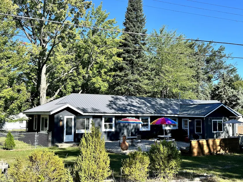The Bell House - Image 1