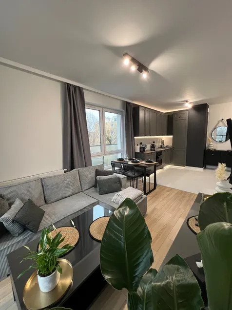 Puławska Apartment - Image 1
