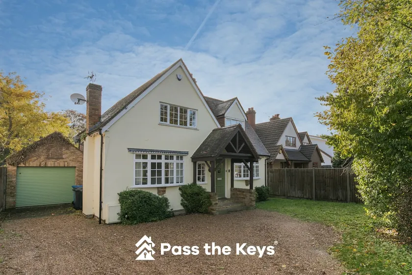 Idyllic Home in Picturesque Village of Wraysbury - Pass the Keys - Image 1