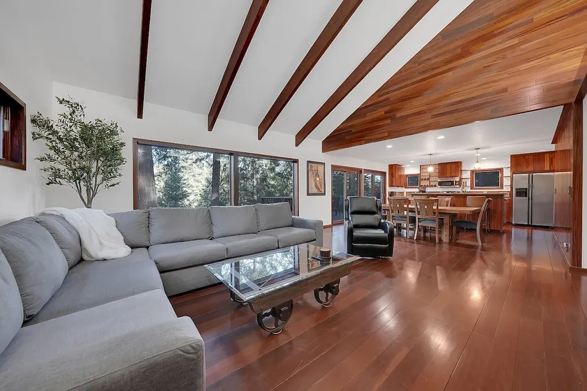 Spacious Gold Country Getaway - Image 1