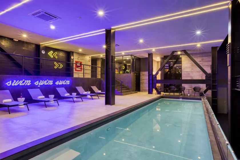 Indoor Pool+Gym+B/Lounge | Modern Designer Apt - Image 1
