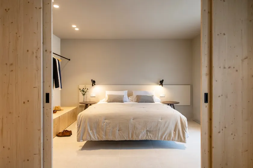 APARTAMENTS LA CARPA - Image 1