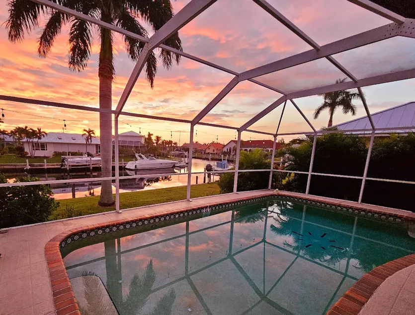 Harbors edge Retreat- no fee for heated pool - Image 1