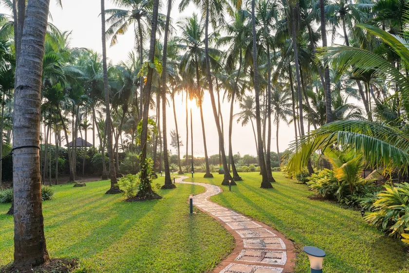Sun 6Bhk Villa Alibaug - Image 1