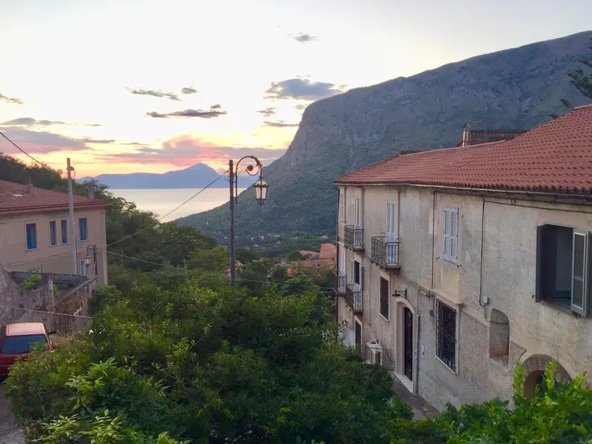 Venus' House Historic center of Maratea - Image 1