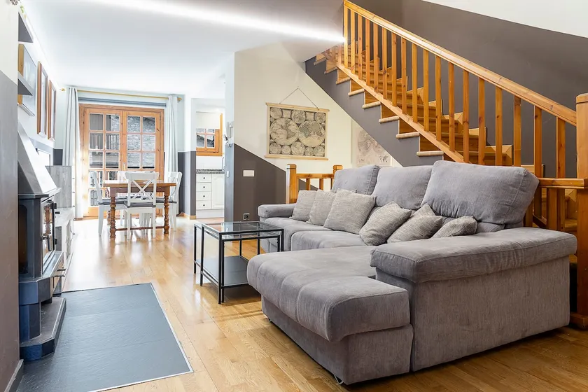 Near Tibetan Bridge – Triplex Unobstructed View - Image 1