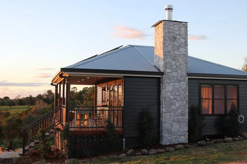 The Quarters @ The Firebreak - Image 1