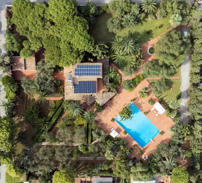 Villa Francesca Mediterranean garden - Image 1