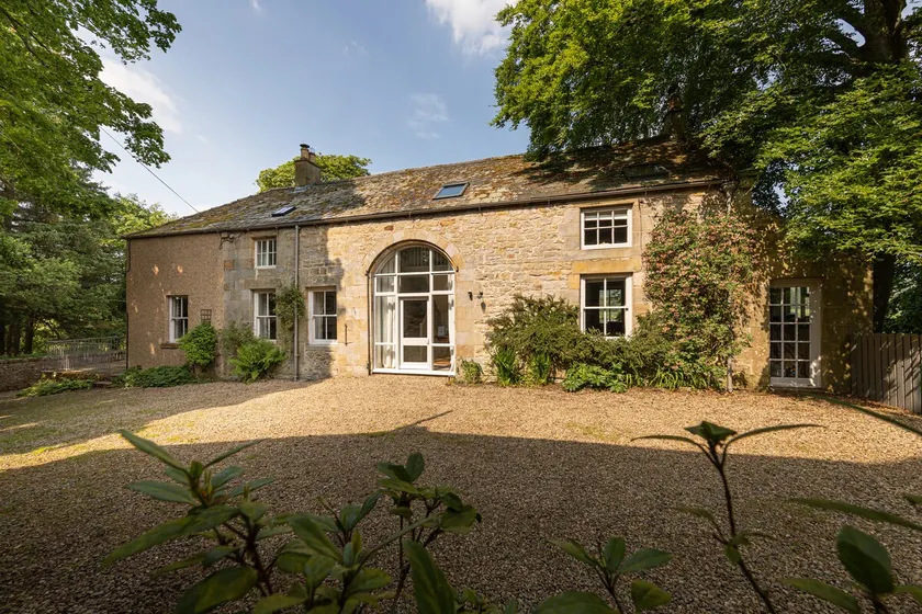 Charming Georgian Coach House - Image 1