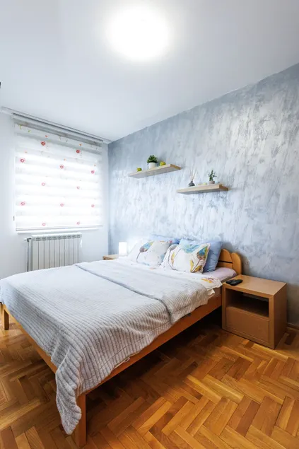 Panoramic City View Modern Apartment+ Free Parking - Image 1