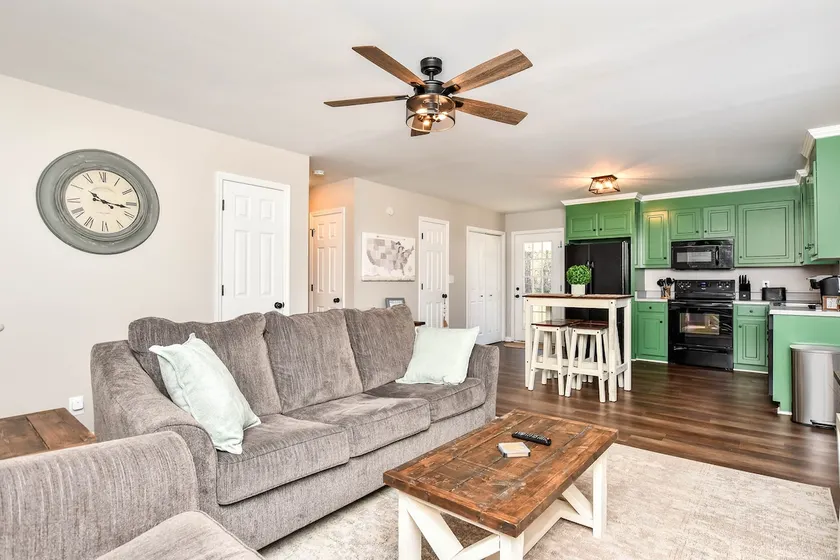 Cozy Bungalow In Downtown Woodruff - Image 1