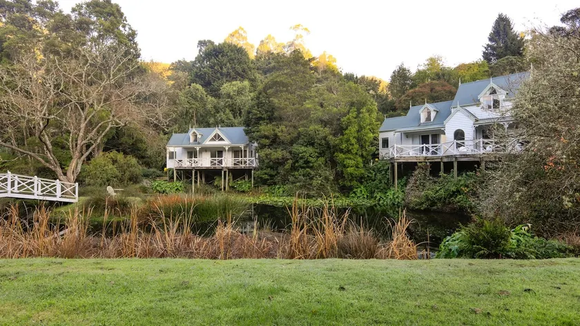 Plum Tree Cottage - Apollo Bay - Image 1