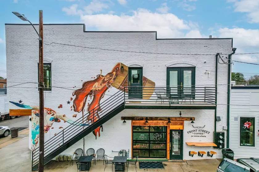 Downtown Lillington Loft - Image 1