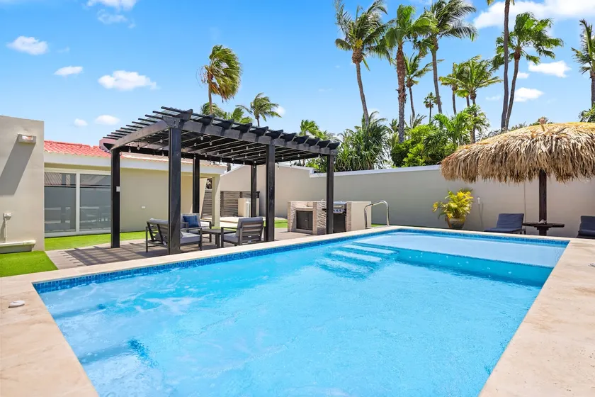 Villa Gianna by Bocobay 3min walk to Palm Beach - Image 1