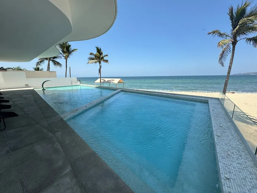 Marea Blanca Apartment, Bucerias Beach Front - Image 1