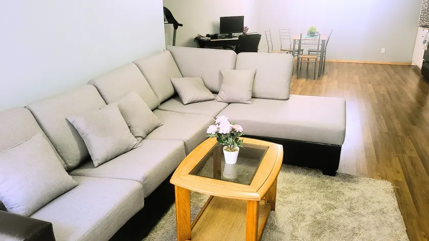 Cozy 2-Bedroom Basement Suite Retreat Calgary - Image 1