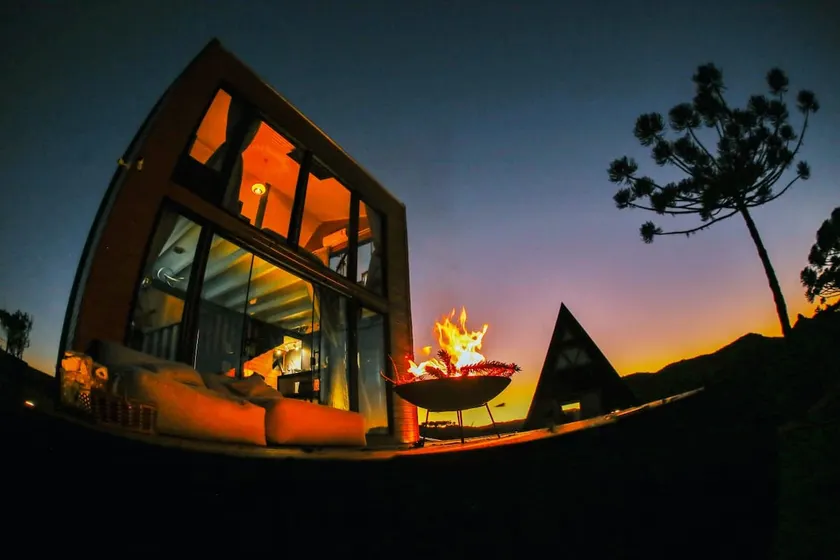 Relicário Cabin with Hydromassage Bathtub - Image 1