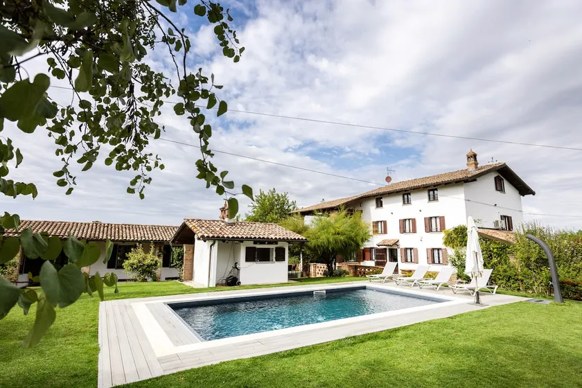 Cascina Bella luxury and relaxation in Monferrato - Image 1