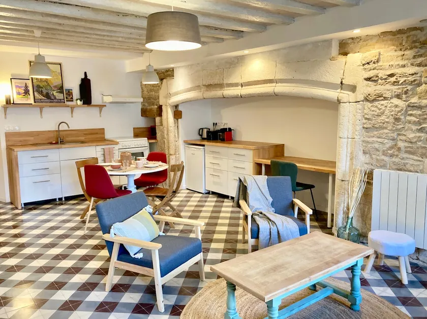 ”Le Charri” Gite with inner courtyard - Image 1