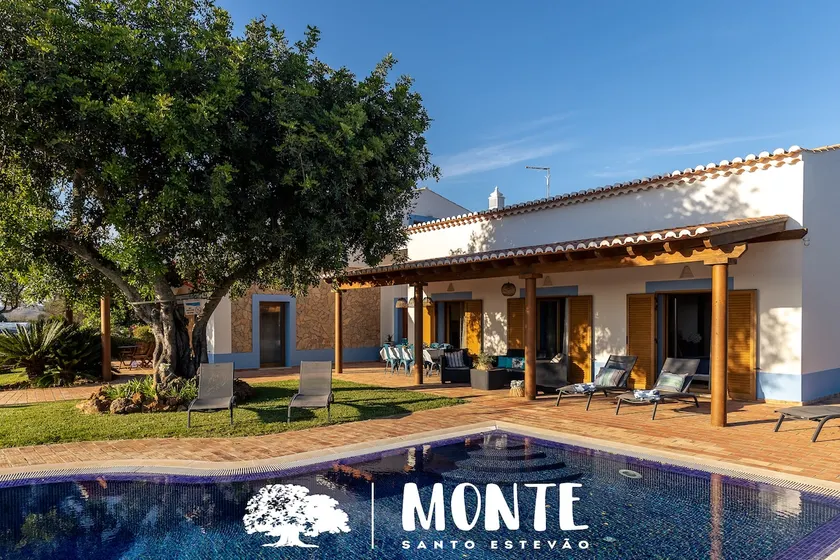 Villa Monte Santo Estevão - Image 1