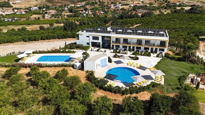 Orange Grove Residence - Image 1