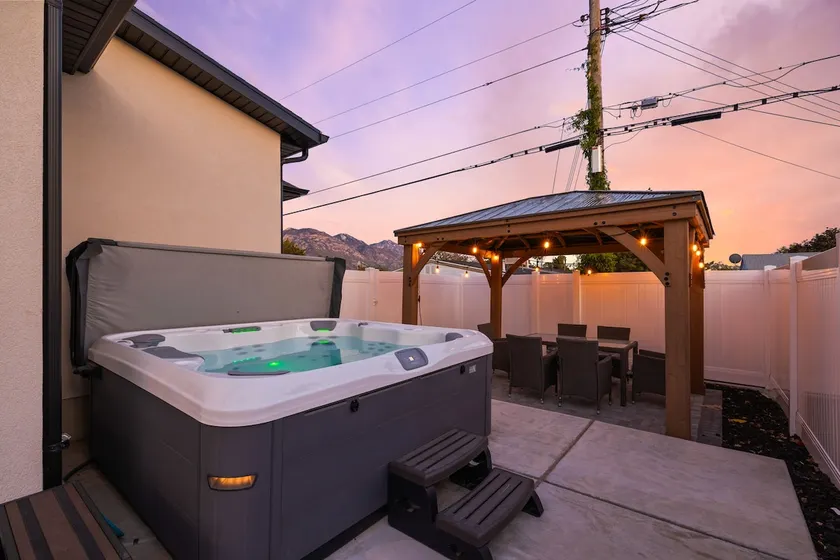 Family Home Orem | 4BD | Hot Tub - Image 1