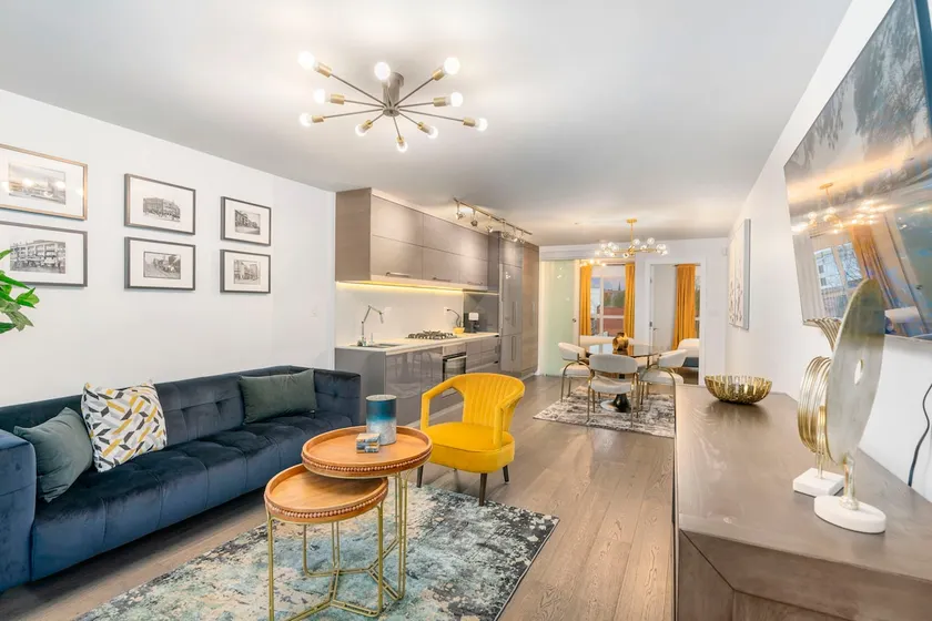 Downtown Vancouver Luxury Apt. 2bed+2Bath - Image 1