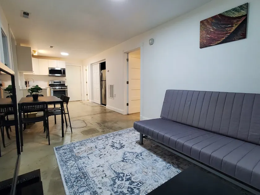 New Private Apartment - Pilsen Downtown - Image 1