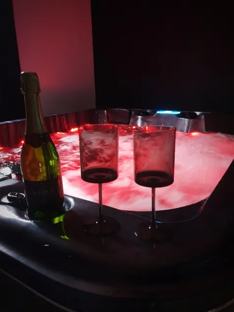 An exceptional night, unlimited spa - Image 1